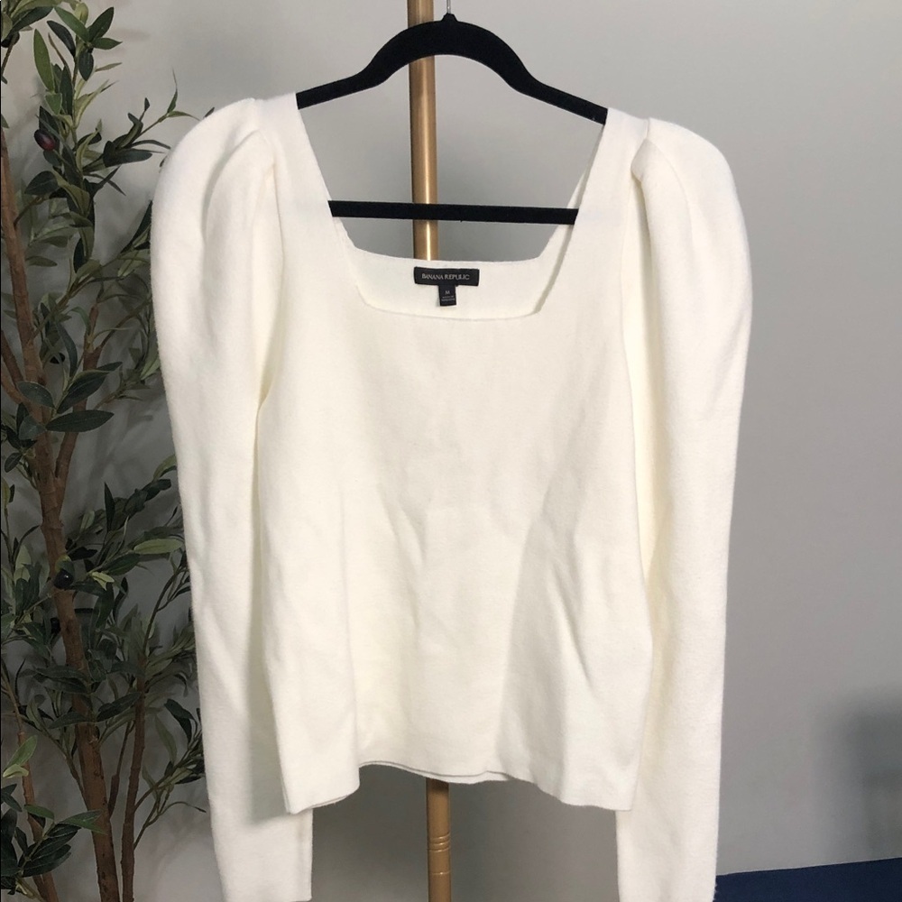 Banana Republic Cream Square Neck Sweater Top (T1)